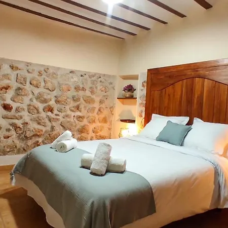 Las Cuevas Del Agua Chinchon Exterior photo